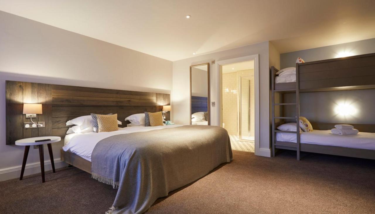 The Swan, Streatley, Berkshire Hotel Buitenkant foto