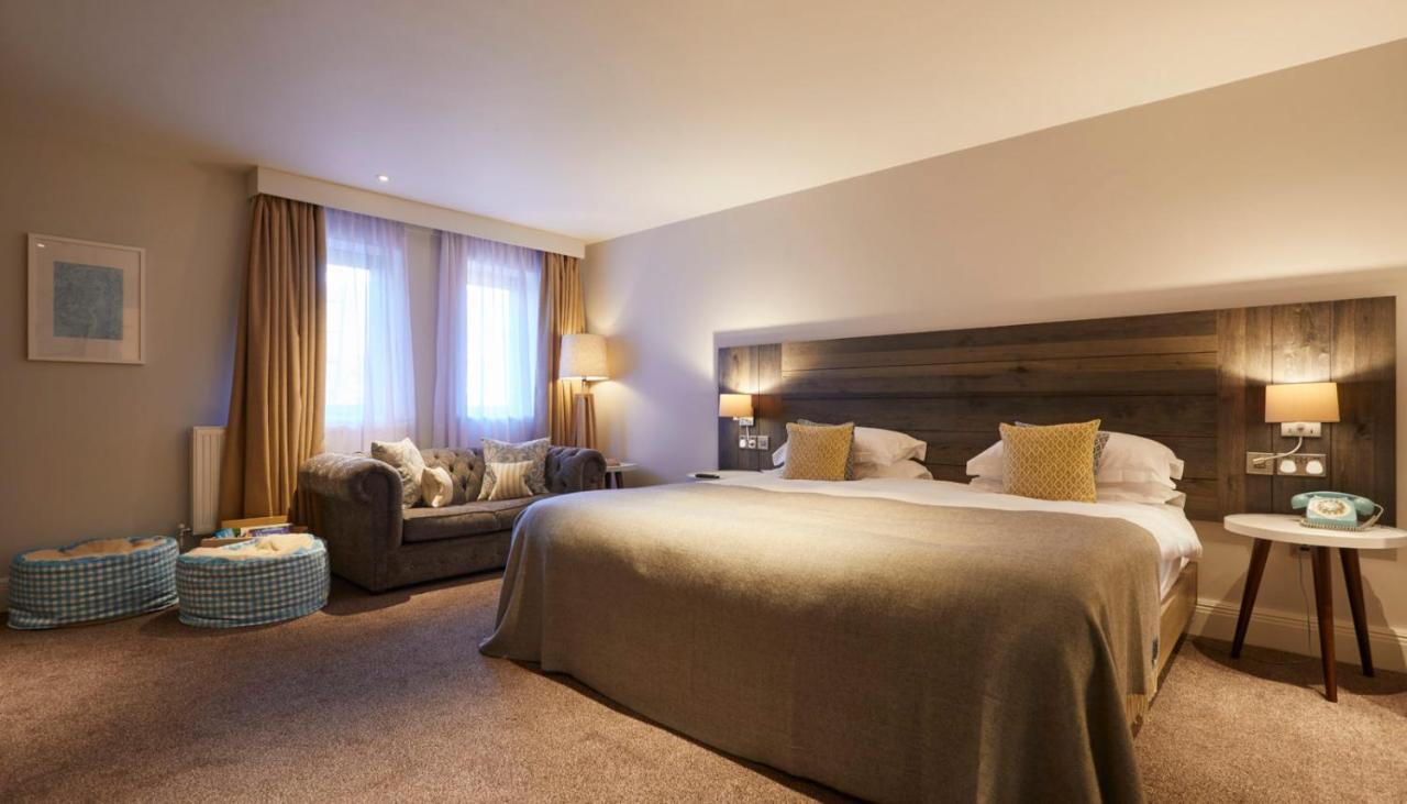 The Swan, Streatley, Berkshire Hotel Buitenkant foto